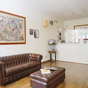 Hotell Moderno, Lucca