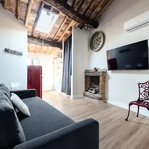 31 Steps To Heaven - Heart Of Appartement