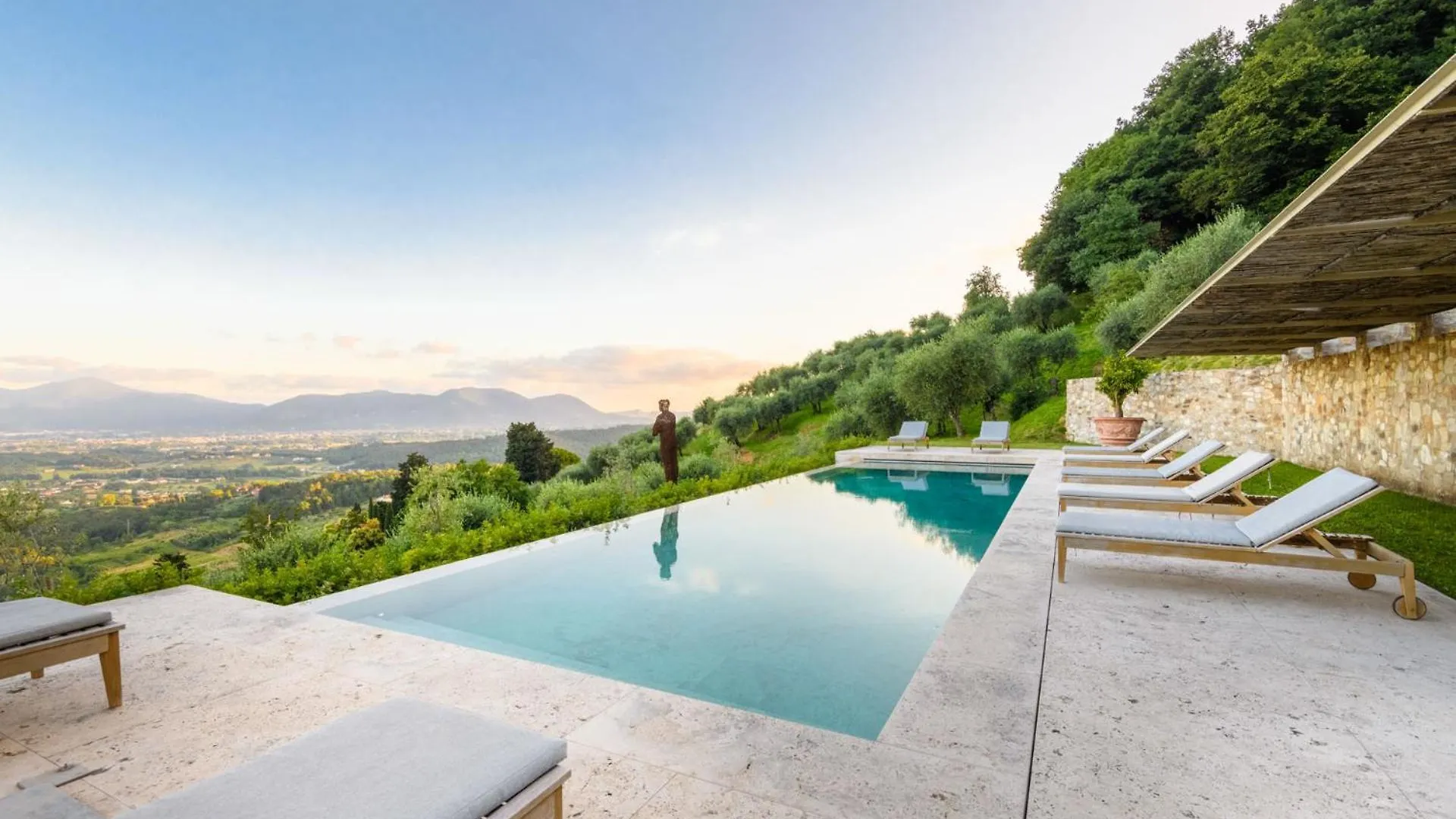 Villa Sunset, Luxury Farmhouse With Infinity Pool Lucca Italy