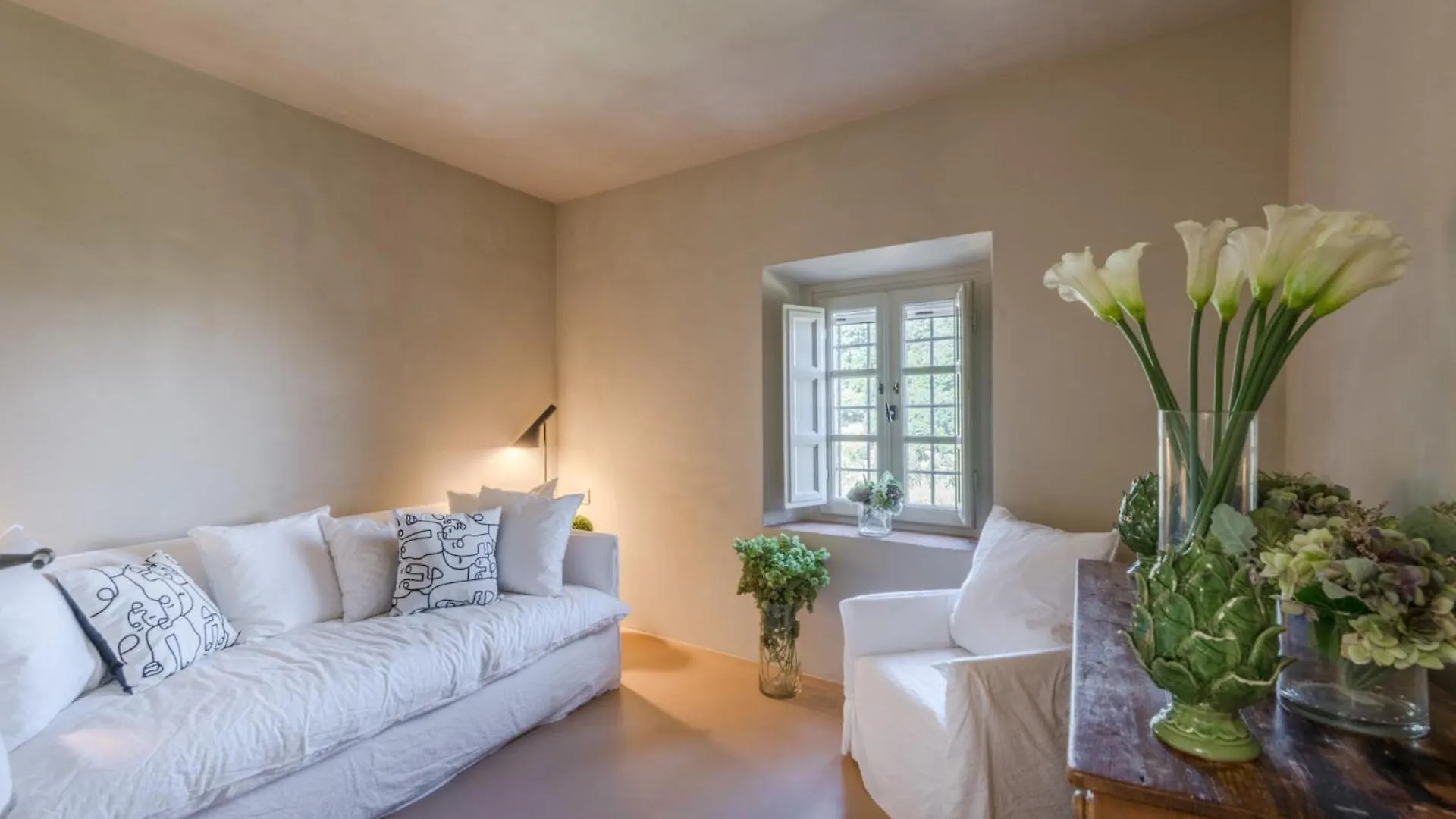 Villa Sunset, Luxury Farmhouse With Infinity Pool Lucca 0*,  Italy