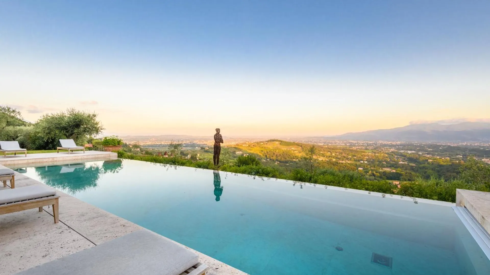 Villa Sunset, Luxury Farmhouse With Infinity Pool Lucca