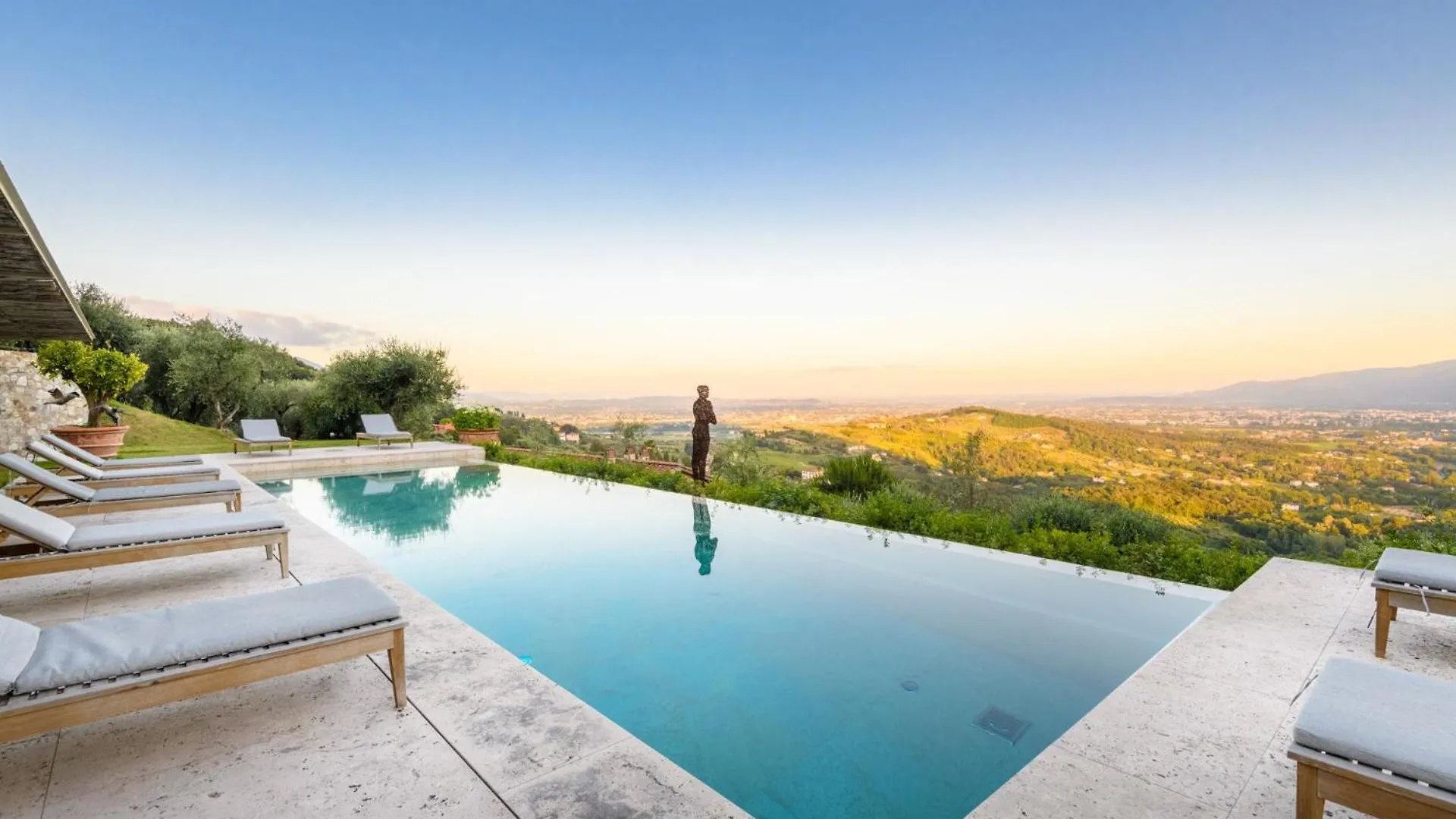 Villa Sunset, Luxury Farmhouse With Infinity Pool Lucca