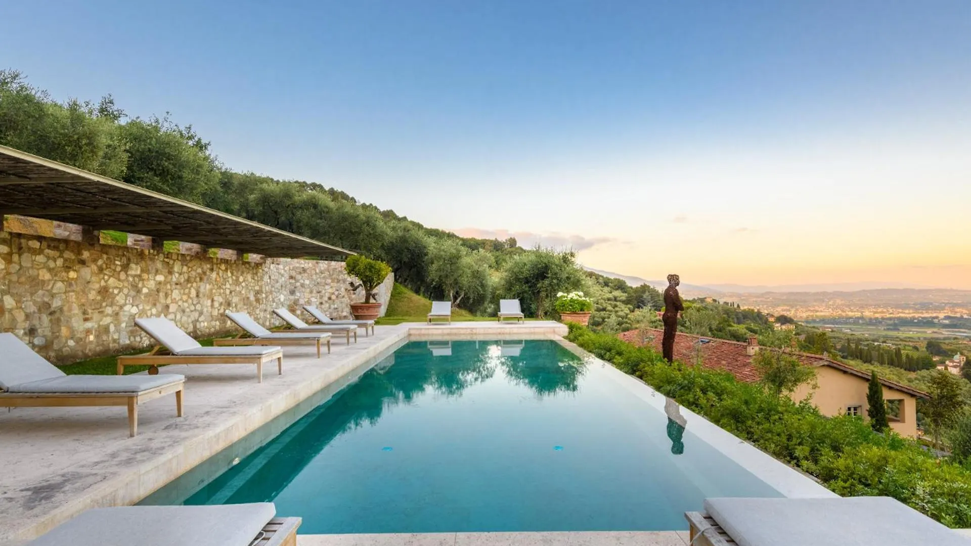 Villa Sunset, Luxury Farmhouse With Infinity Pool Lucca