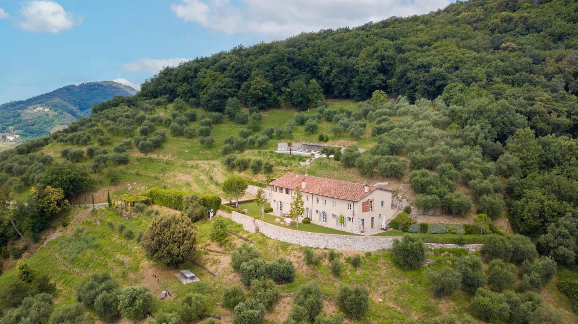 Villa Sunset, Luxury Farmhouse With Infinity Pool Lucca 0*,  Italy