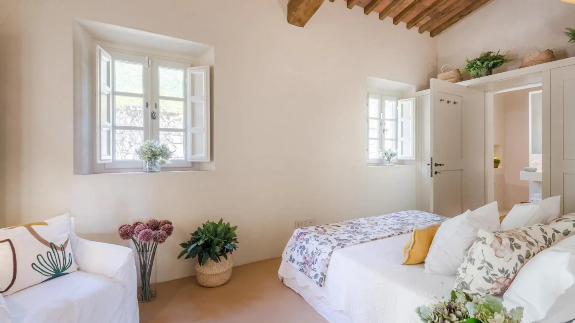 Villa Sunset, Luxury Farmhouse With Infinity Pool Lucca