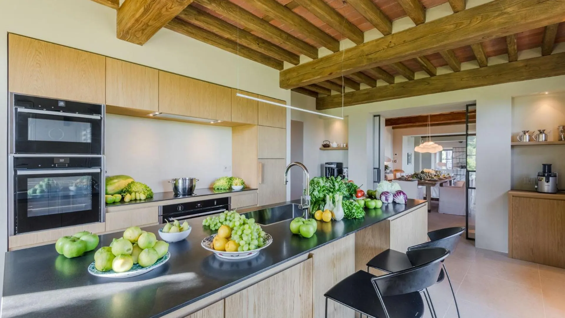 Villa Sunset, Luxury Farmhouse With Infinity Pool Lucca