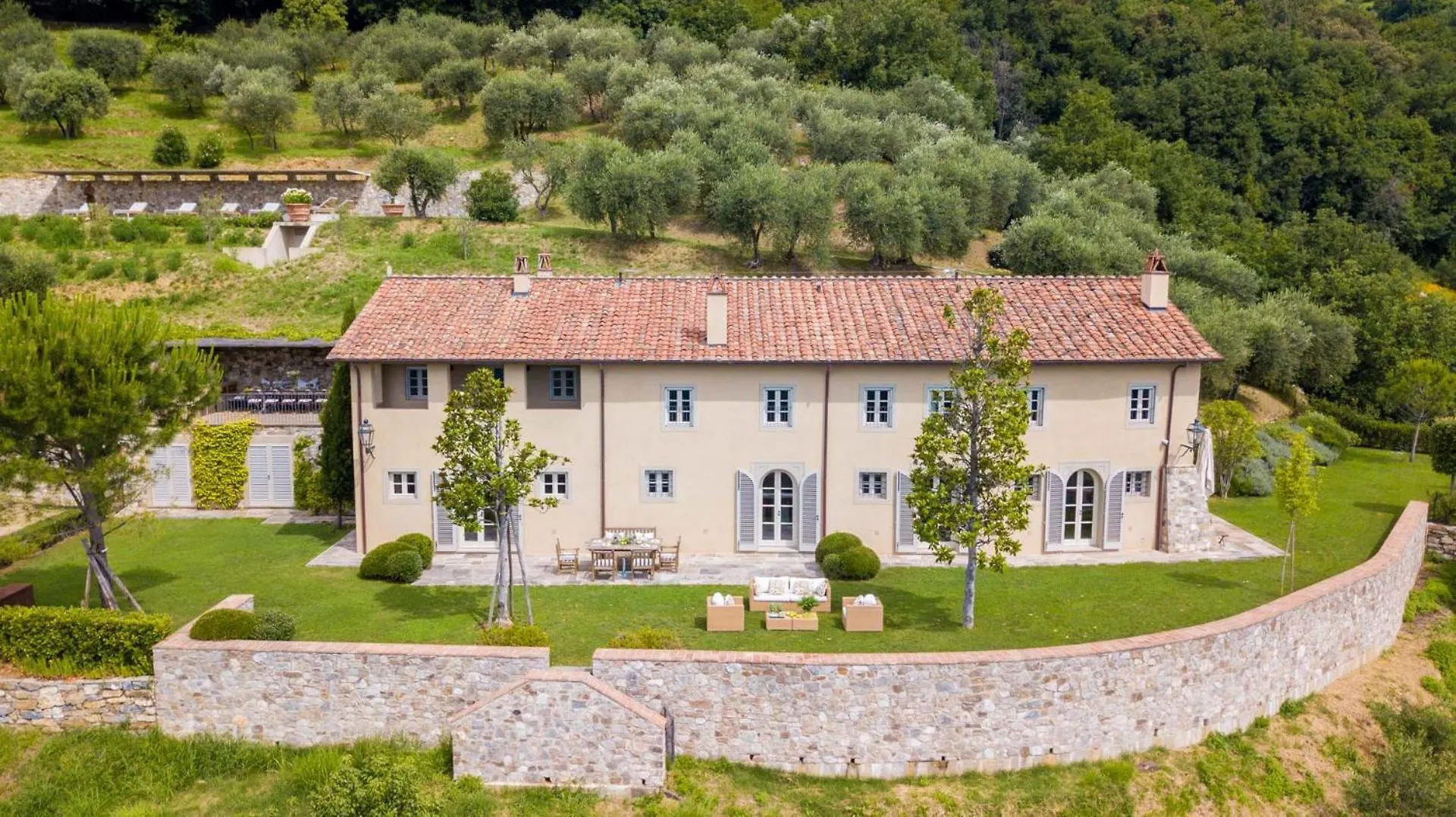 Villa Sunset, Luxury Farmhouse With Infinity Pool Lucca Italy