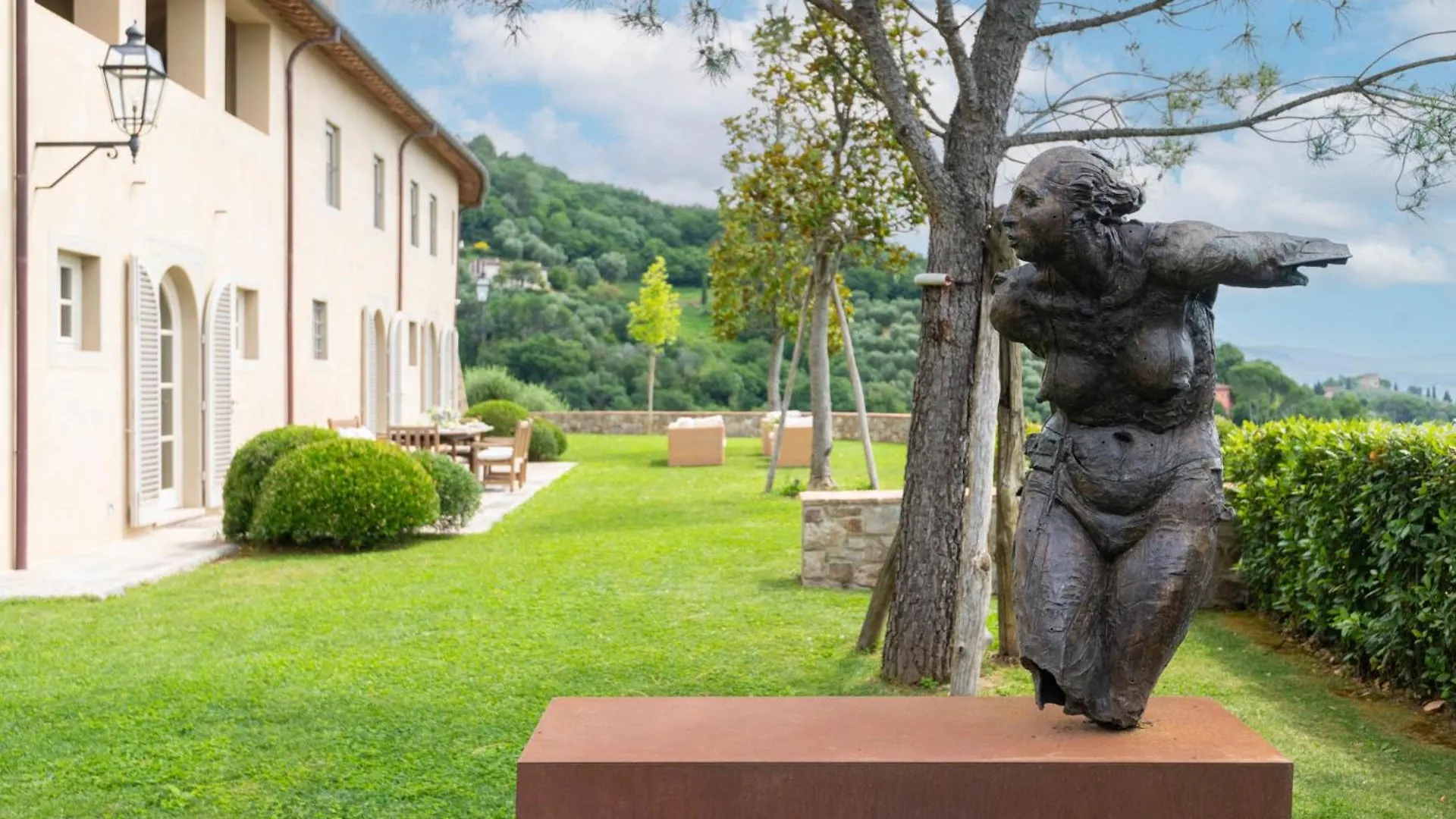 Villa Sunset, Luxury Farmhouse With Infinity Pool Lucca Italy