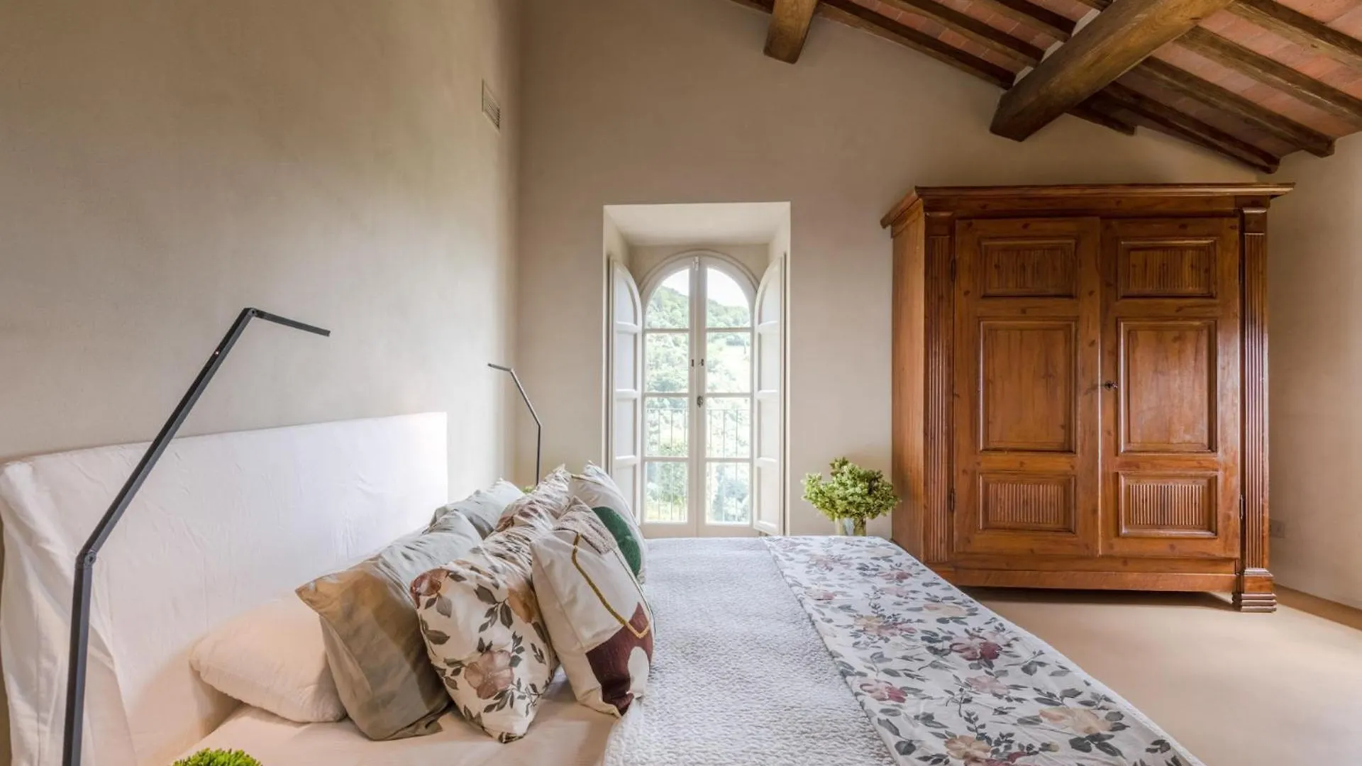 Villa Sunset, Luxury Farmhouse With Infinity Pool Lucca