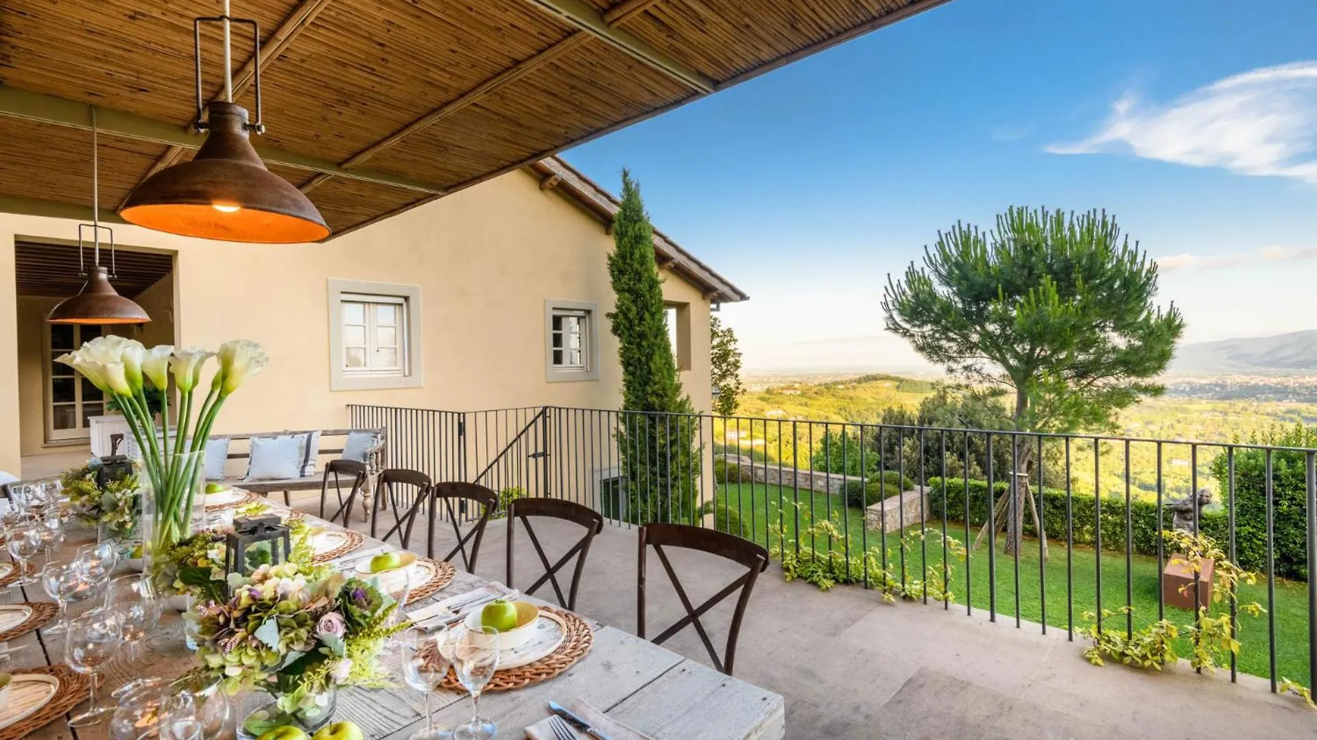 Villa Sunset, Luxury Farmhouse With Infinity Pool Lucca