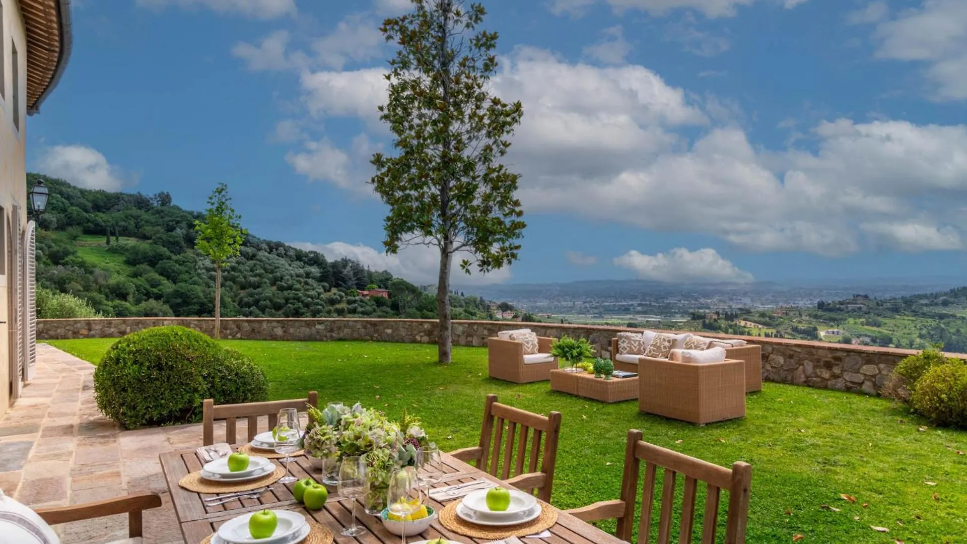 Villa Sunset, Luxury Farmhouse With Infinity Pool Lucca