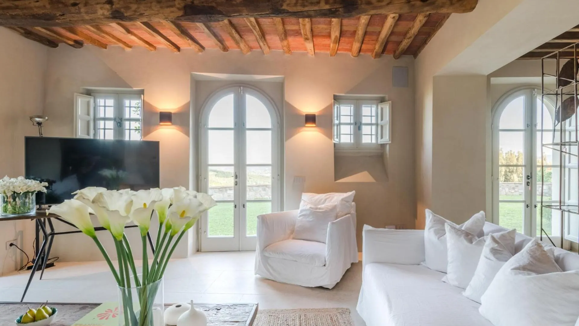 Villa Sunset, Luxury Farmhouse With Infinity Pool Lucca