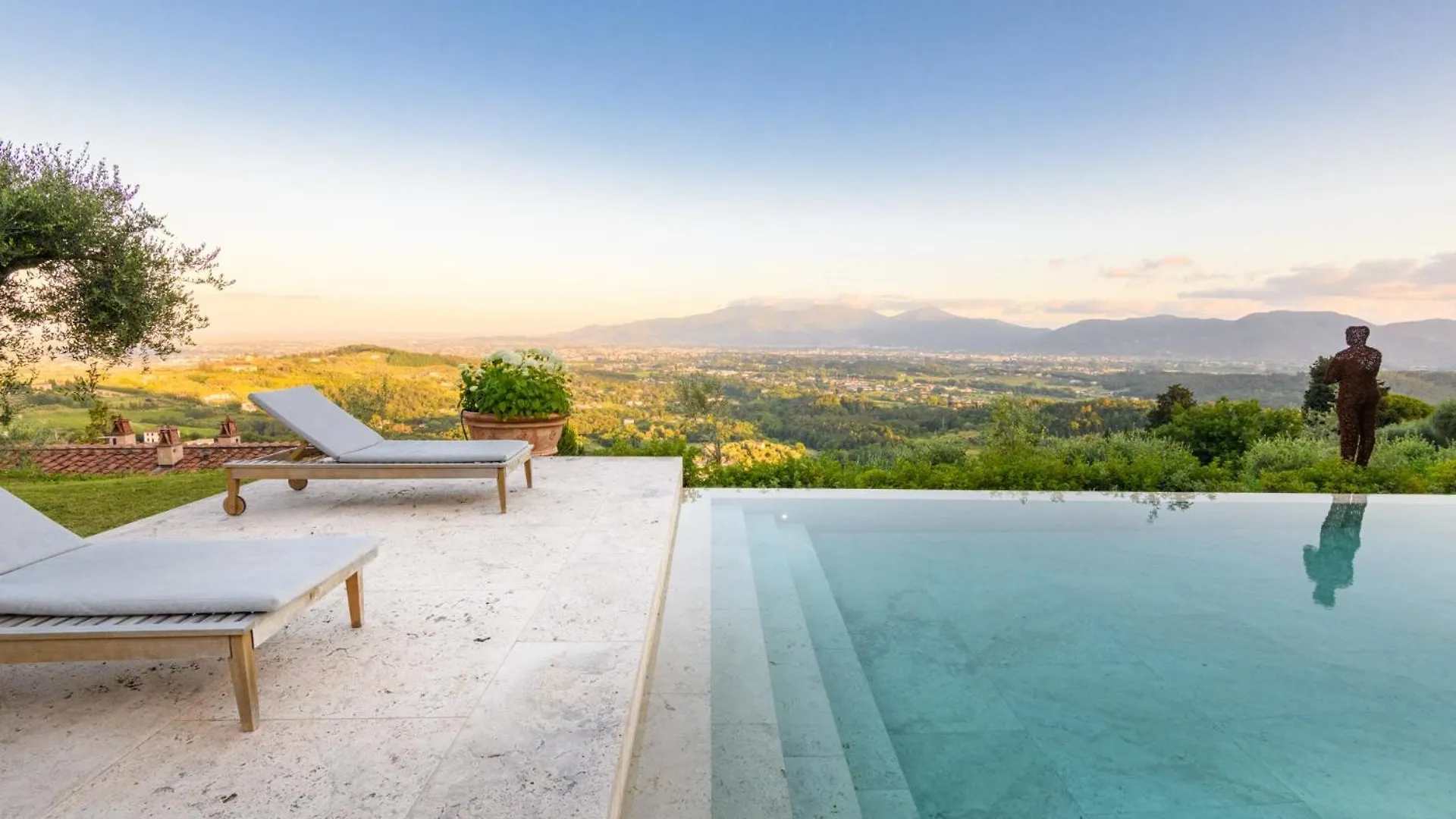 Villa Sunset, Luxury Farmhouse With Infinity Pool Lucca